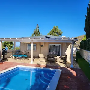 https://villa-karla.in-canary-islands.com