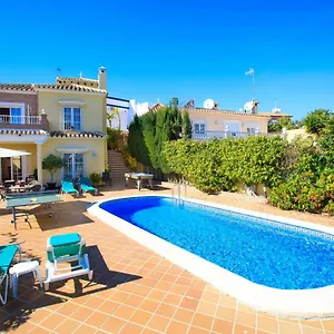 https://villa-mercedes.hotelsinnerja.org