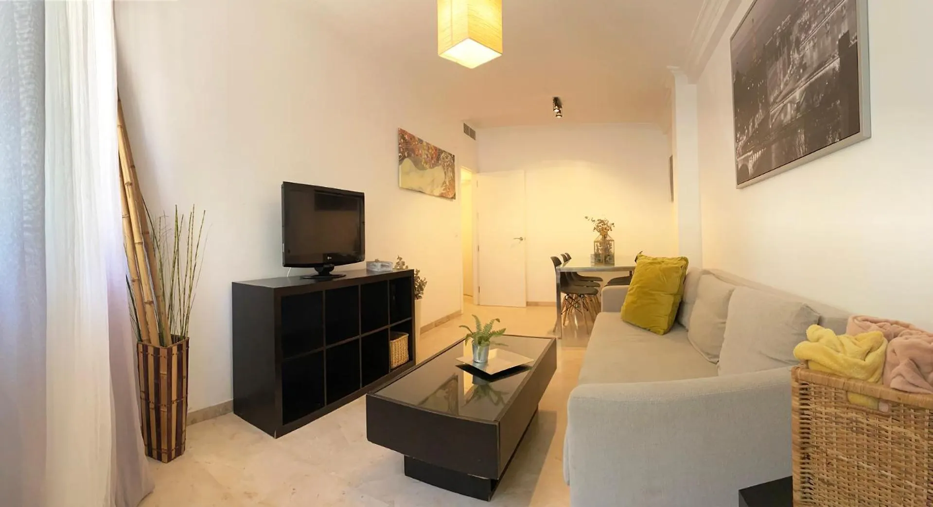 Apartment Puente Miraflores Spain
